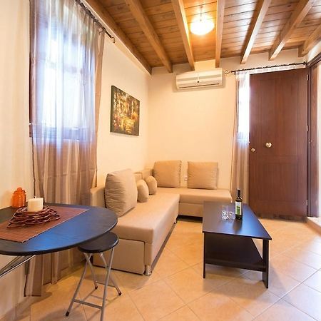 شقة 3 Charites Old Town Rhodes City المظهر الخارجي الصورة
